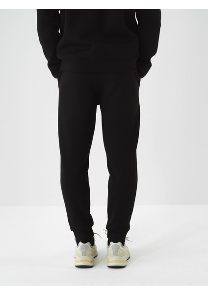 Erkek Siyah Pamuk Dokulu Slim Fit Sweat Pantolon indirimleri