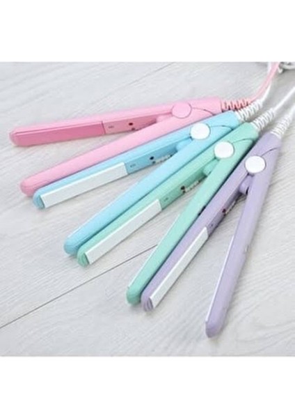 Mavi Küçük Taşınabilir Seyahat Saç Düzleştirici, Pratik ve Şık Tasarım