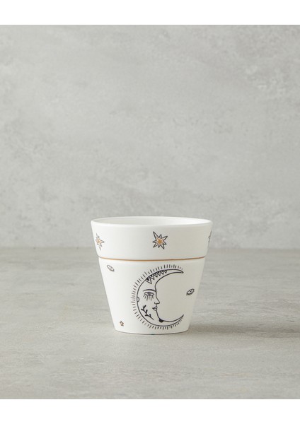 Beyaz ve Altın Detaylı 230 ml Şık Bardak, Uzun Kullanım Garantili, Ideal Hediye Seçenekleri