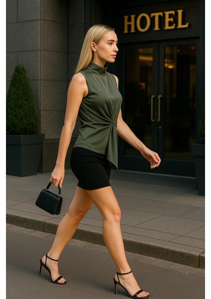 Genita Krep Saten Bluz fırsatları