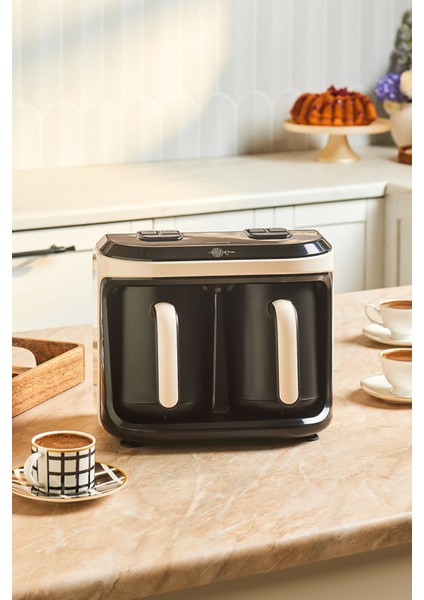 Aromalı Türk Kahve Makinesi, 10 Fincan Kapasiteli, Krem Renkli, Ikili Set