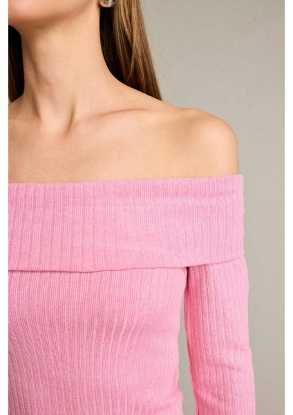 Kayık Yaka Uzun Kollu Tişört indirimleri