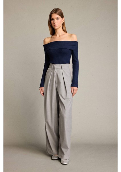 Kayık Yaka Uzun Kollu Tişört fiyatları