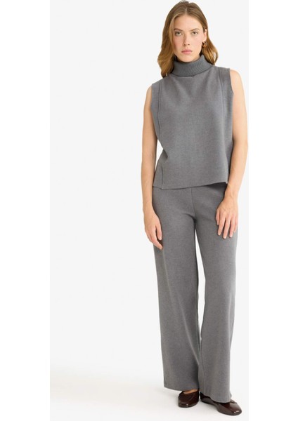 Straight Fit Geniş Paça Pantolon G1585AX25WN fiyatları