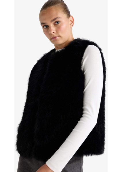 Regular Fit Suni Kürk Yelek F2181AX25WN modelleri