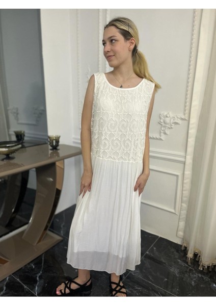 Kadın Beyaz Dantelli Uzun Elbise fırsatları