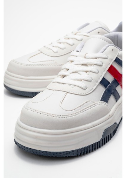 Kadın Spor Ayakkabı; Beyaz Laci modelleri