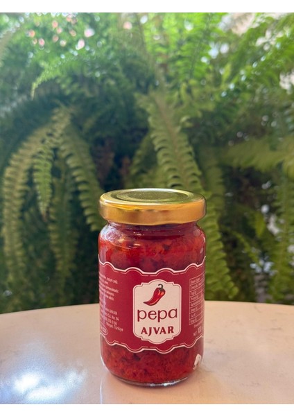 Pepa Ajvar (Közlenmiş Kapya Biberinden Yapılan Balkan Sosu)