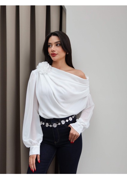 Tek Omuz Gül Detaylı Şifon Bluz fırsatları