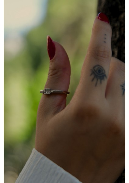 Üzeri 3 Sıra Taşlı Altıgen Yüzük Ayarlanabilir Çelik Görünümlü Xp fiyatları