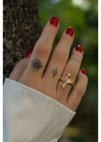 Ray Model Üzeri Çift Üçgen Taşlı Yüzük Ayarlanabilir Çelik Görünümlü Xp fiyatları