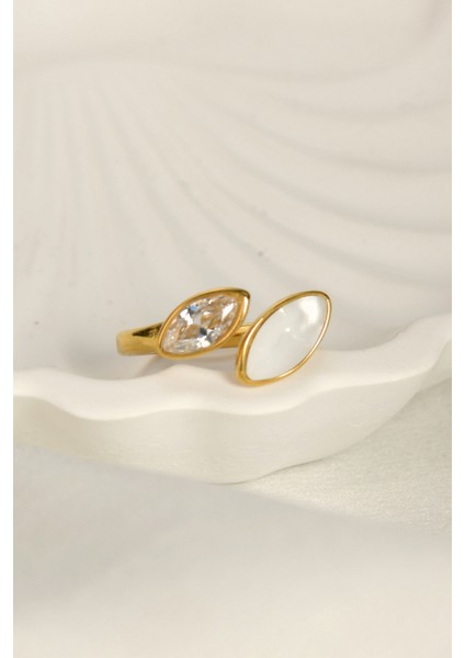 Üzeri Bir Tarafı Zirkon Taşlı Bir Ucu Taşlı Ayarlanabilir Çelik Yüzük