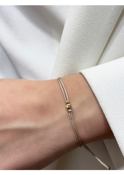 14 Ayar Altın Mini Dorikalı Ipli Bileklik (4 Mm)