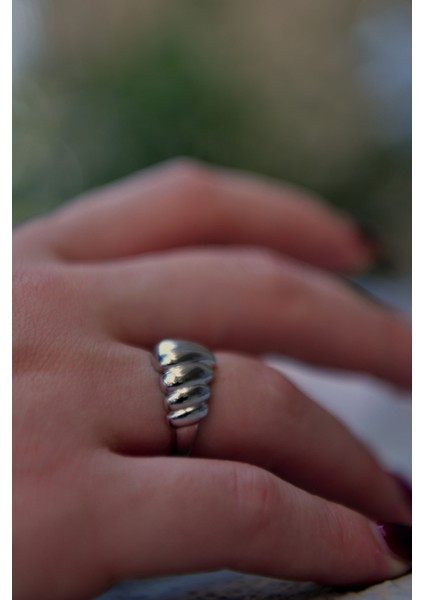 Ayarlanabilir Istiridye Desenli Yüzük Ayarlanabilir Çelik Görünümlü Xp modelleri