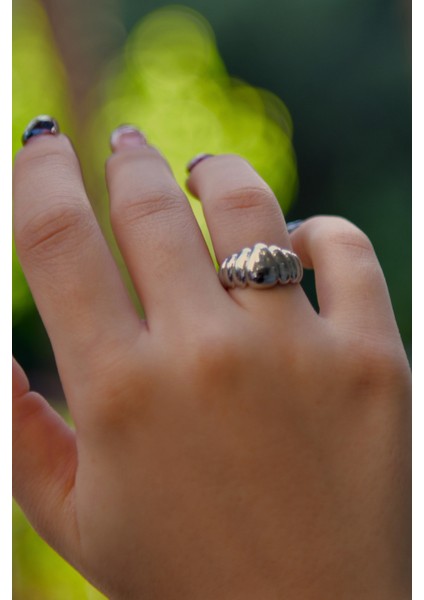 Ayarlanabilir Istiridye Desenli Yüzük Ayarlanabilir Çelik Görünümlü Xp fırsatları