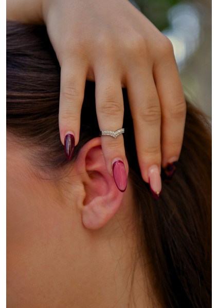 V Tasarım Zirkon Taşlı Çelik Görümlü Xp Eklem Yüzüğü modelleri