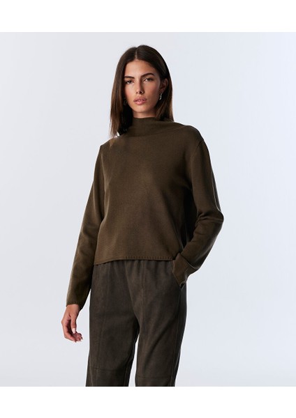 Yüksek Yaka Basıc Triko TW6250050227022