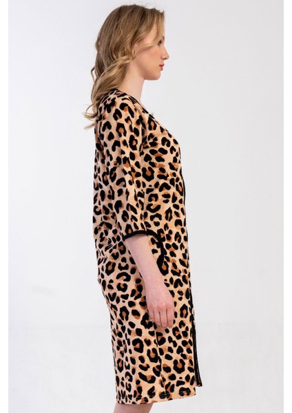 Kadın Büyük Beden Kapri Kollu Leopar Desenli Fermuarlı Ev Elbisesi C1T0N3305 fiyatları