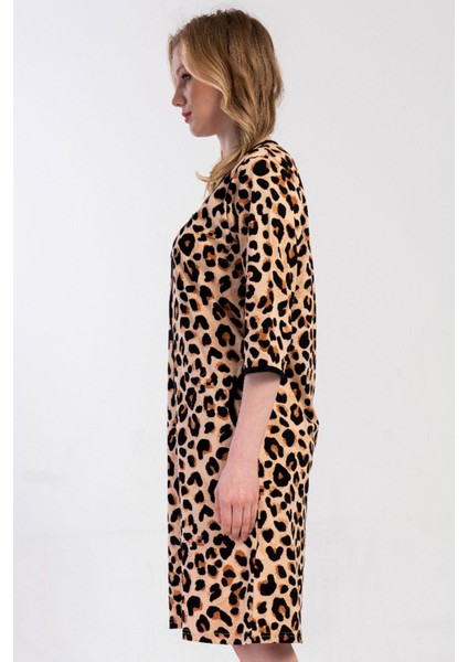 Kadın Büyük Beden Kapri Kollu Leopar Desenli Fermuarlı Ev Elbisesi C1T0N3305 modelleri