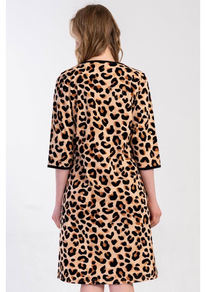 Kadın Büyük Beden Kapri Kollu Leopar Desenli Fermuarlı Ev Elbisesi C1T0N3305 fırsatları