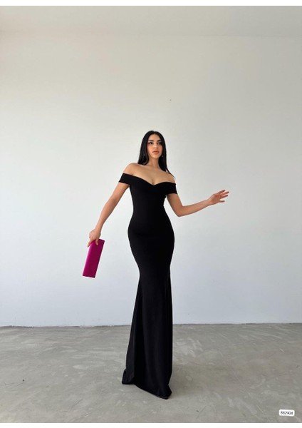 Kadın Dalgıç Kumaş Kayık Yaka ve Dekolte Detaylı Elbise fırsatları