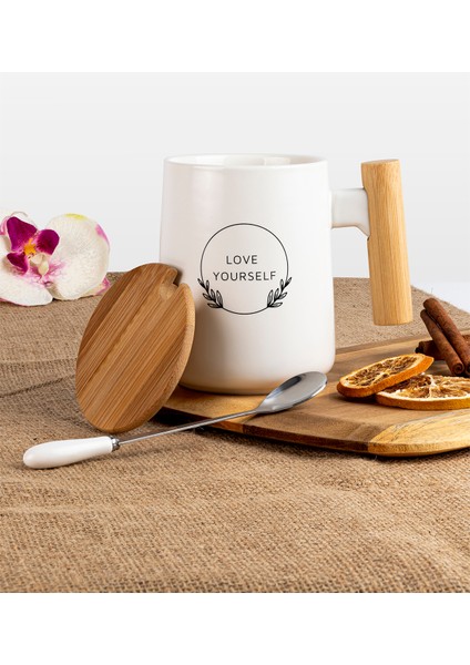 Renkli Kapaklı Seramik Kupa ve Kaşıklı Şık Tasarım modelleri