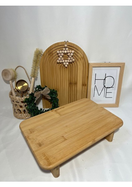 Kahverengi Standlı Bambu Sunum ve Doğrama Tahtası