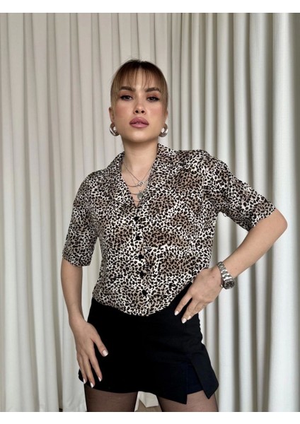 Leopar Desenli Crop Gömlek fırsatları