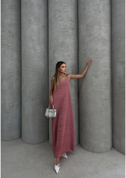 Piliseli Uzun Elbise fırsatları