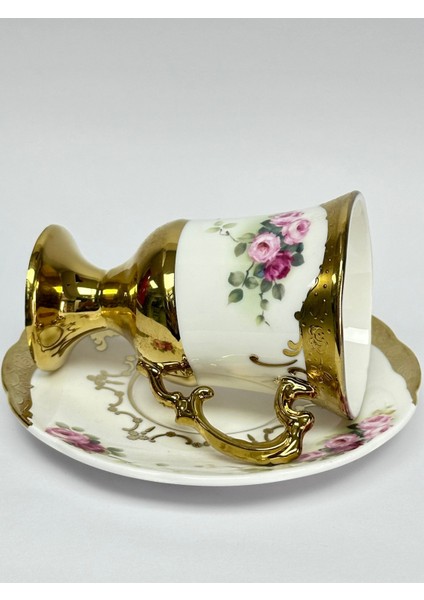 Beyaz 90CC Ayaklı Fincan Takımı, Şık ve Kullanışlı Tasarım