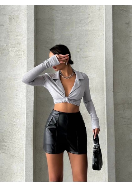 Parçalı Cepli Deri Şort Siyah W26312