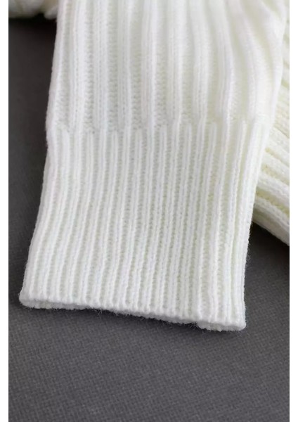 Omuz Açık Kabartmalı Kadın Triko Kazak P-00018476 indirimleri