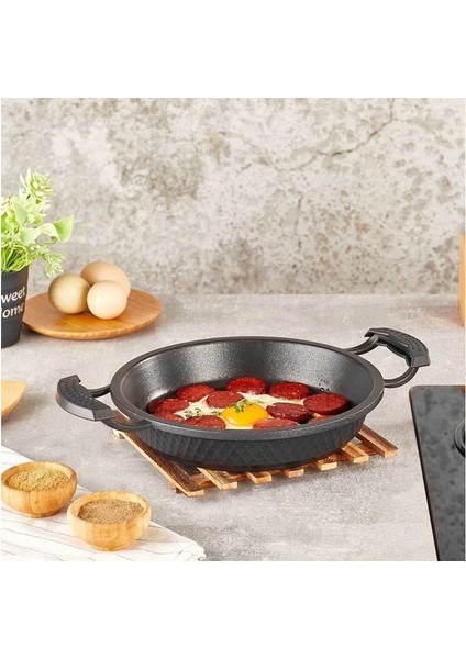 20CM Siyah Granit Slikon Saplı Döküm Sahan, Dayanıklı ve Şık Mutfak Gereci