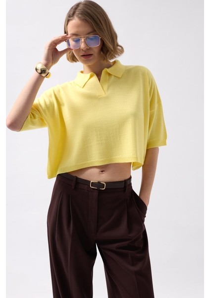 Polo Yaka Crop Dokulu Bluz fırsatları