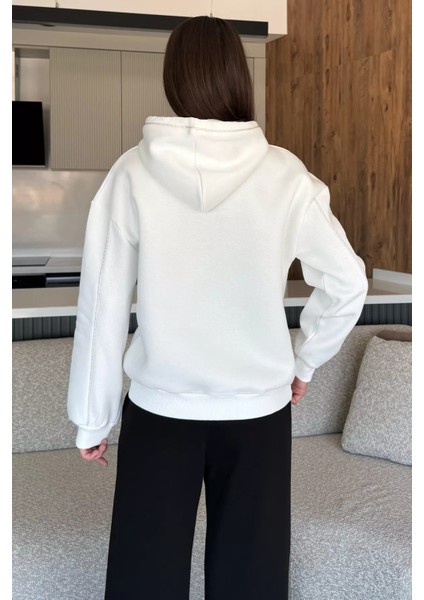 Kadın Kapüşonlu Baskılı Şardonlu Sweatshirt P-00018412 fırsatları