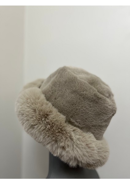 Kadın Kışlık Peluş Şapka – Tesettüre Uygun, Sıcak Tutan (60-62 Cm) fırsatları