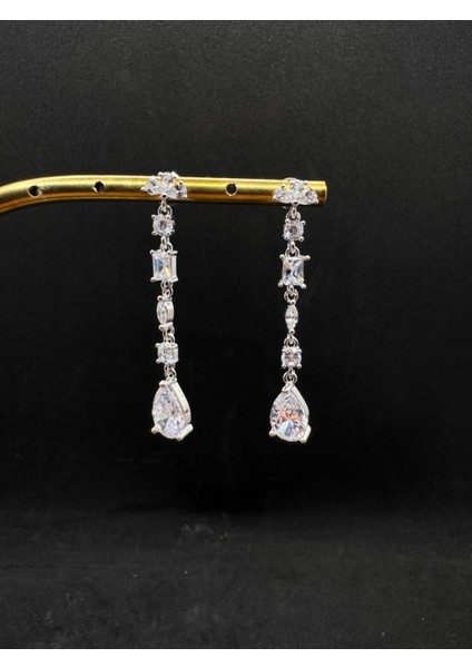 Damla Taş Sallantılı Uzun Gümüş Küpe fiyatları