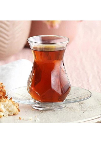 Beyaz 12'li Çay Takımı, Çay Bardağı ve Tabağı Seti, Şık ve Zarif Tasarım