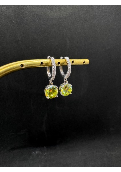 Açık Yeşil Yuvarlak Taşlı Halka Gümüş Küpe fiyatları