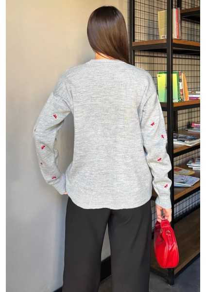 Kadın Fiyonk Nakışlı Triko Hırka P-00018424 fırsatları