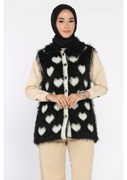 Kadın Kalpli Sakallı Triko Yelek (S-M-L Uyumludur) P-00018368