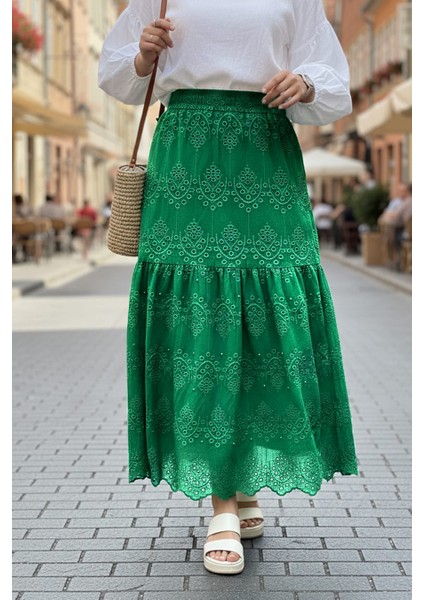 Güpürlü Zümrüt Yeşili Tesettür Etek 13951ZY