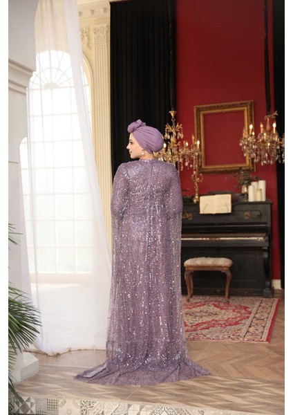 - Pelerin Detaylı Boncuk Işlemeli Lila Tesettür Abiye Elbise 52361LILA indirimleri