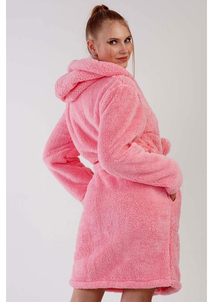 Kadın Pembe Renk Welsoft Kumaş Kapüşonlu Cepli Kuşaklı Midi Boy Sabahlık C9T5N0603 fiyatları