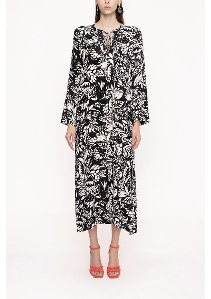 Siyah Beyaz Bagcık Detaylı Elbise 94035