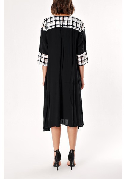 Siyah Beyaz Desenli Kumaş Kombinli Elbise 93950 fırsatları