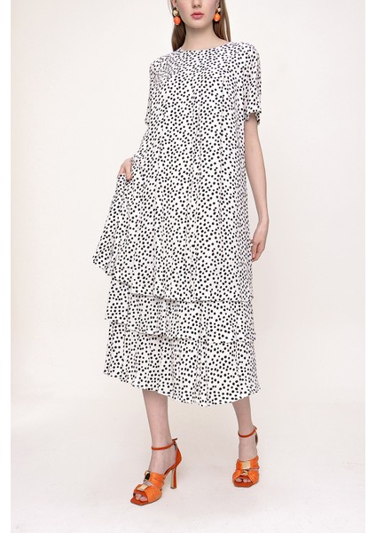 Ekru Siyah Volanlı Bol Kesim Kısa Kol Elbise 93388 indirimleri