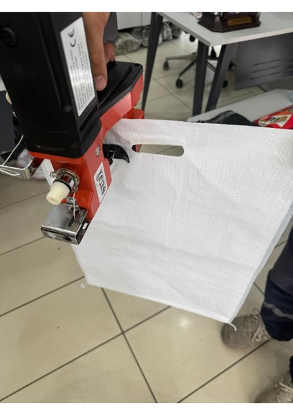 Turuncu Renkli Uygun Fiyatlı Çuval Ağzı Kablo Dikiş Makinası modelleri