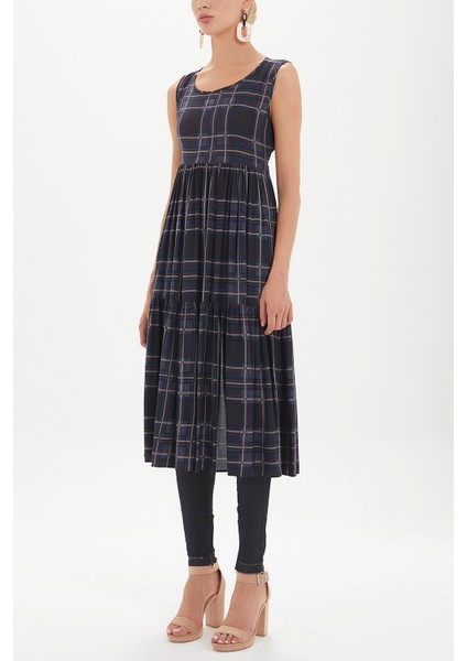 Ekose Sırt Dekolteli Kısa Kollu Midi Elbise 92399 fiyatları