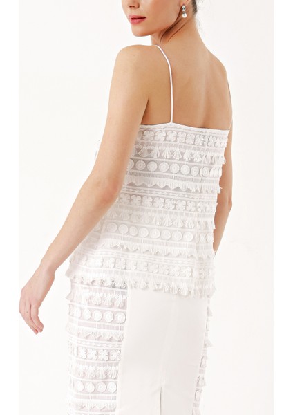 Beyaz Ip Askılı Brodeli Bluz 19740 fırsatları